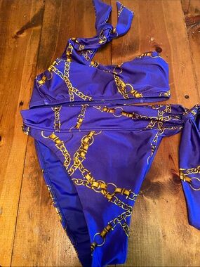 Victoria's Secret Royal Blue Bikini with Gold Chain Rope Print Size Medium